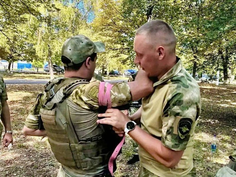 Белокуракинские полицейские отработали приёмы спасения жизни в условиях, максимально приближенных к реальным
