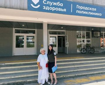 Секретарь Северодонецкого местного отделения партии "ЕДИНАЯ РОССИЯ" Яна Сылкина помогает матери погибшего участника СВО с переоформлением инвалидности и заменой протеза