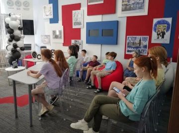 В Лутугинском районном доме культуры прошло увлекательное мероприятие для детей «Человек, который изобрел ХХ век»