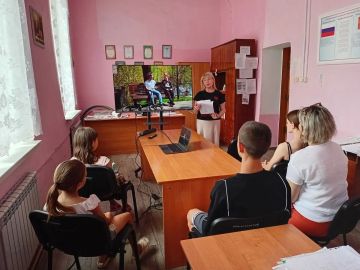 В Центре досуга «Дзержинец» для детей поселка была проведена интерактивная викторина «Общению - да! Конфликту - нет!»