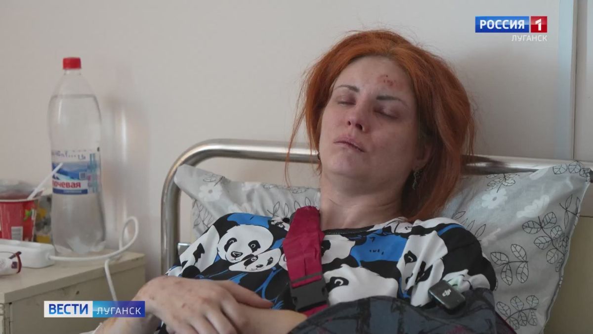 Анастасия Стахорская, выжившая при обрушении дома в Краснодоне, рассказала, как оказалась под завалами