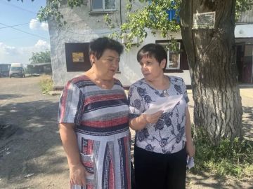 Сегодня сотрудниками отдела жизнеобеспечения г. Вахрушево, г. Миусинск, пгт. Хрустальное управления развитием территорий Администрации была проведена работа с населением и вручены Памятки о необходимости соблюдения правил...