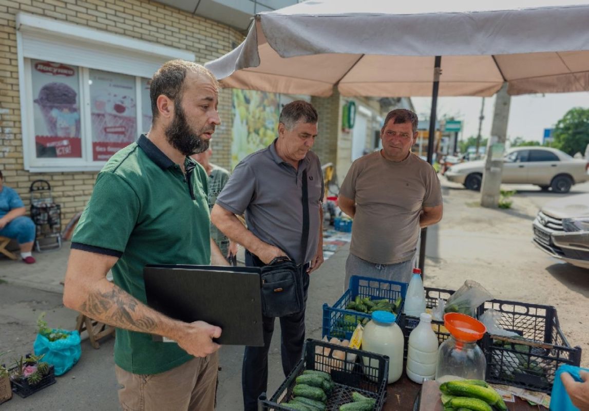 Существует свод законов, в которых говорится об отведённых местах для торговли, о приобретении товаров надлежащего качества, а также об обороте некачественной и опасной продукции