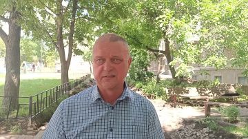 В Ровеньках продолжается обновление внутриквартального проезда на улице Ленина