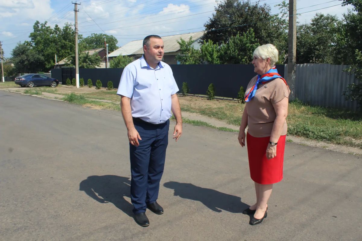 В Славяновербске по народной программе ремонтируют дорогу