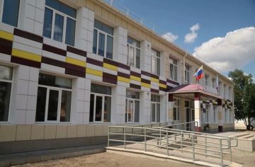 В Марковском округе завершается капремонт гимназии, построенной в 70-х годах