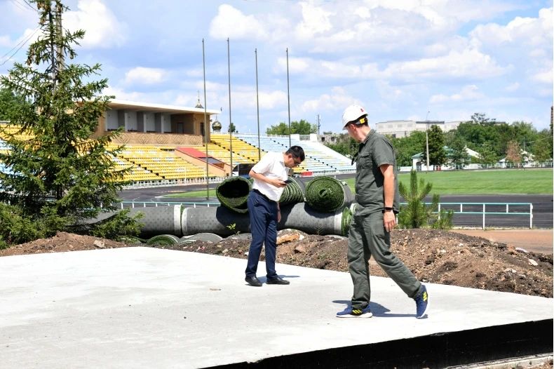 В спортивном комплексе «Шахтер» завершилась подготовка территории к установке Красноярским краем газовой котельной