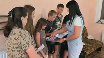 «„Белая ладья“ объединила поколения: на поселке Дзержинский прошёл шахматный турнир»