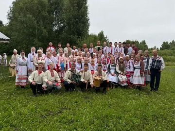 ЛНР присоединилась к Единому дню фольклора