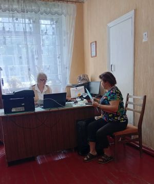 Доступность госуслуг: в селе Павловка состоялся выездной прием граждан специалистом МФЦ