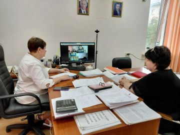 Андрей Рубанцов: Сегодня сотрудники Администрации городского округа приняли участие в рабочем совещании в режиме видеоконференцсвязи с представителями Министерства строительства и жилищно-коммунального хозяйства Луганской...