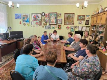 Сегодня, 23 июля, в рамках программы «Активное долголетие» в отделении дневного пребывания граждан пожилого возраста и инвалидов Первомайского КЦСОН состоялось очередное занятие «Школы безопасности»