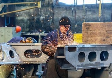 Луганский завод «Лугамаш» планирует совершить прорыв и нарастить производство
