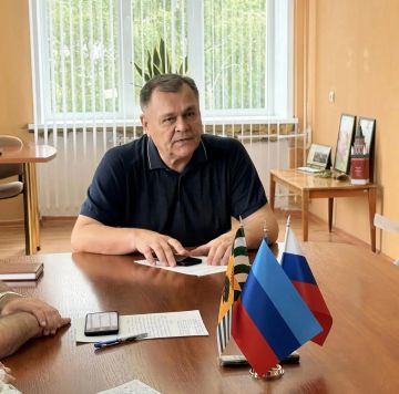 Первый заместитель главы администрации Игорь Шмидт провел заседание Комиссии по жилищным вопросам при администрации городского округа города Рубежное Луганской Народной Республики
