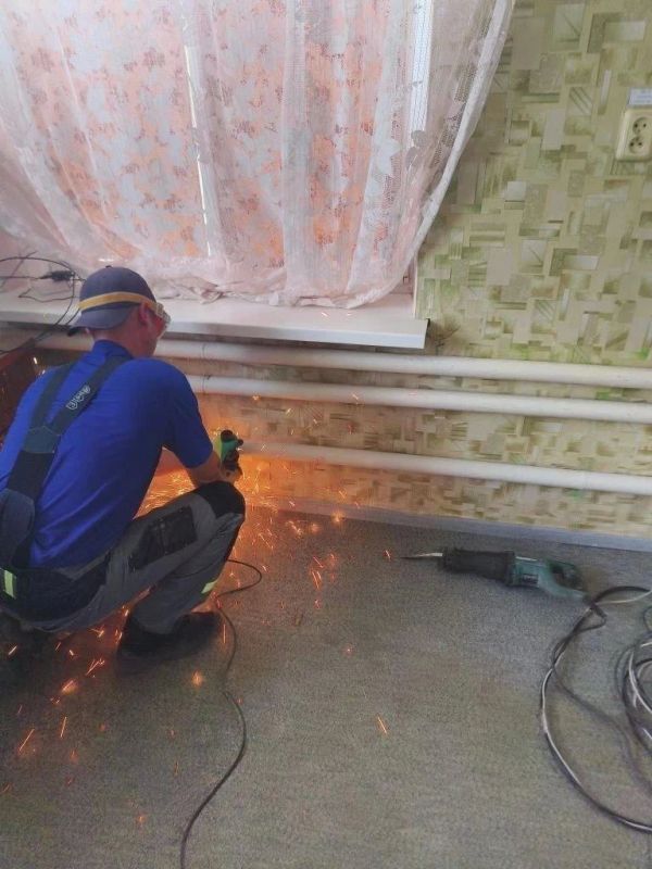 Теплотехники из Удмуртии приступили к капитальному ремонту отопления в административном здании села Первозвановка