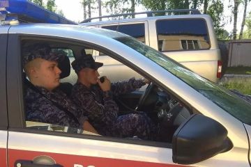 В Кирове росгвардейцы помогли потерявшемуся ребенку