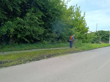 Андрей Рубанцов: В ПГТ ЯСЕНОВСКИЙ ПРОДОЛЖАЮТСЯ РАБОТЫ ПО БЛАГОУСТРОЙСТВУ ТЕРРИТОРИИ