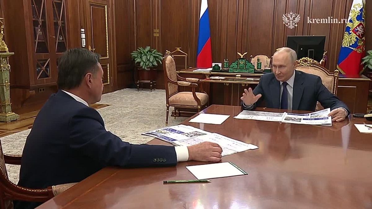 Владимир Путин провёл встречу с губернатором Московской области Андреем Воробьёвым