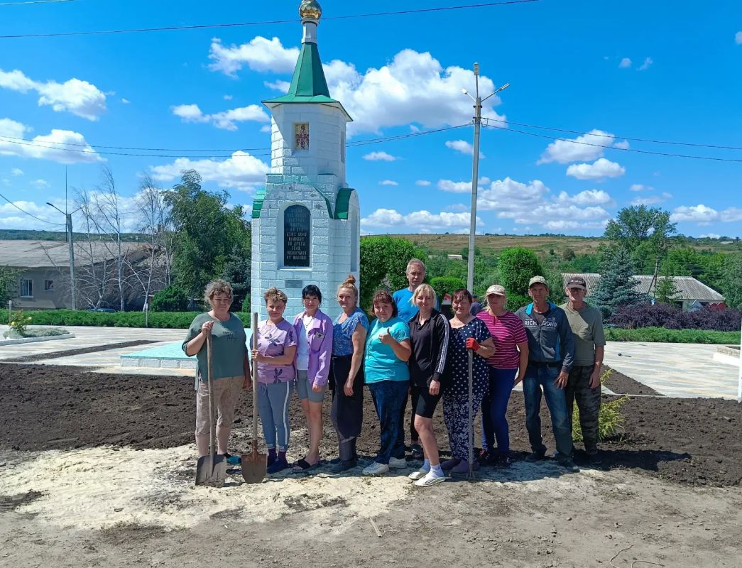 В Городище прошел субботник на территории реализуемого инициативного проекта