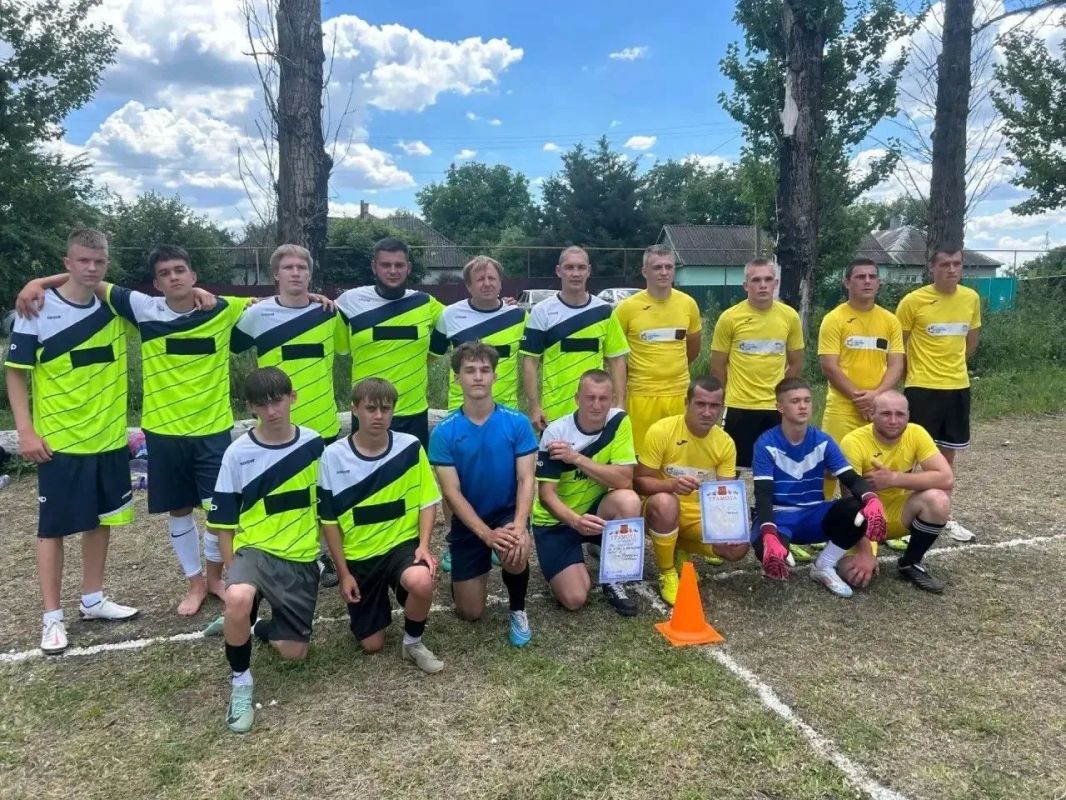 Наши футболисты триумфально выступили в Даниловке!