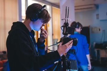 Школьных медиацентров в ЛНР станет больше