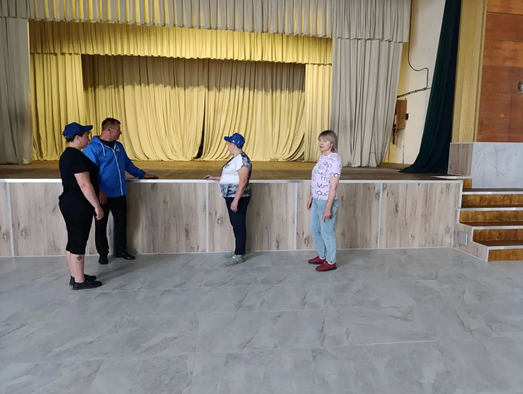 В Никольском Меловского округа проходит ремонт Дома культуры