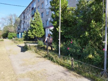В поселке Краснодон проведен субботник
