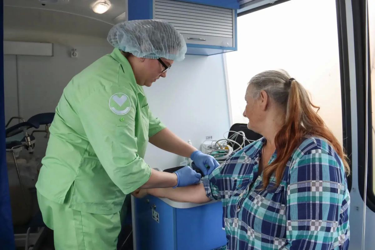 За полгода в ЛНР медицинскую помощь получили более 320 тысяч жителей