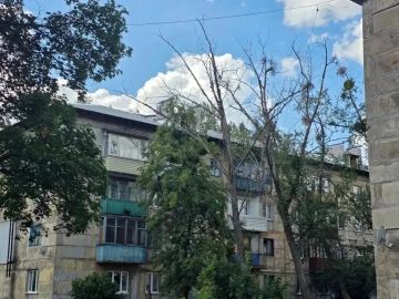 Андрей Губарев: Строители из Калужской области завершили второй этап ремонта многоквартирного дома в городе Горское — объект находится на улице Дружбы