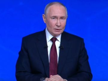 Президент подписал закон об упрощённой регистрации авто и продлении документов в ЛНР и других новых регионах