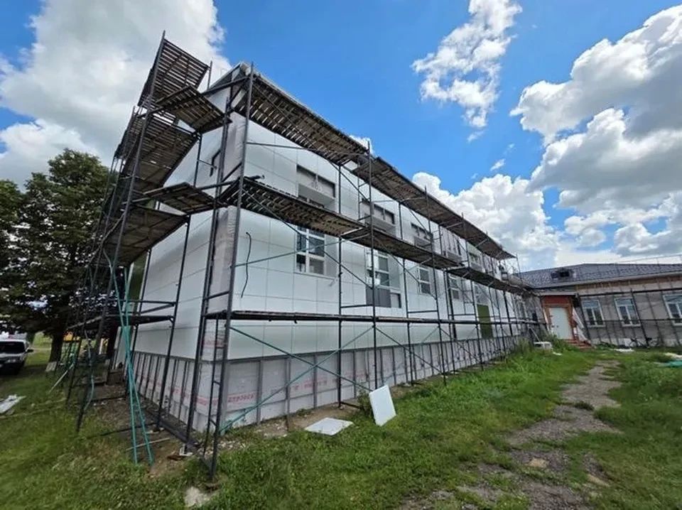 В Белокуракинской школе №2 идет капитальный ремонт: готовность 50%