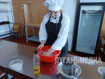 Андрей Рубанцов: В РОВЕНЬКОВСКОМ ТЕХНИКО-ЭКОНОМИЧЕСКОМ КОЛЛЕДЖЕ ПРОДОЛЖАЕТСЯ ПРИЕМНАЯ КАМПАНИЯ