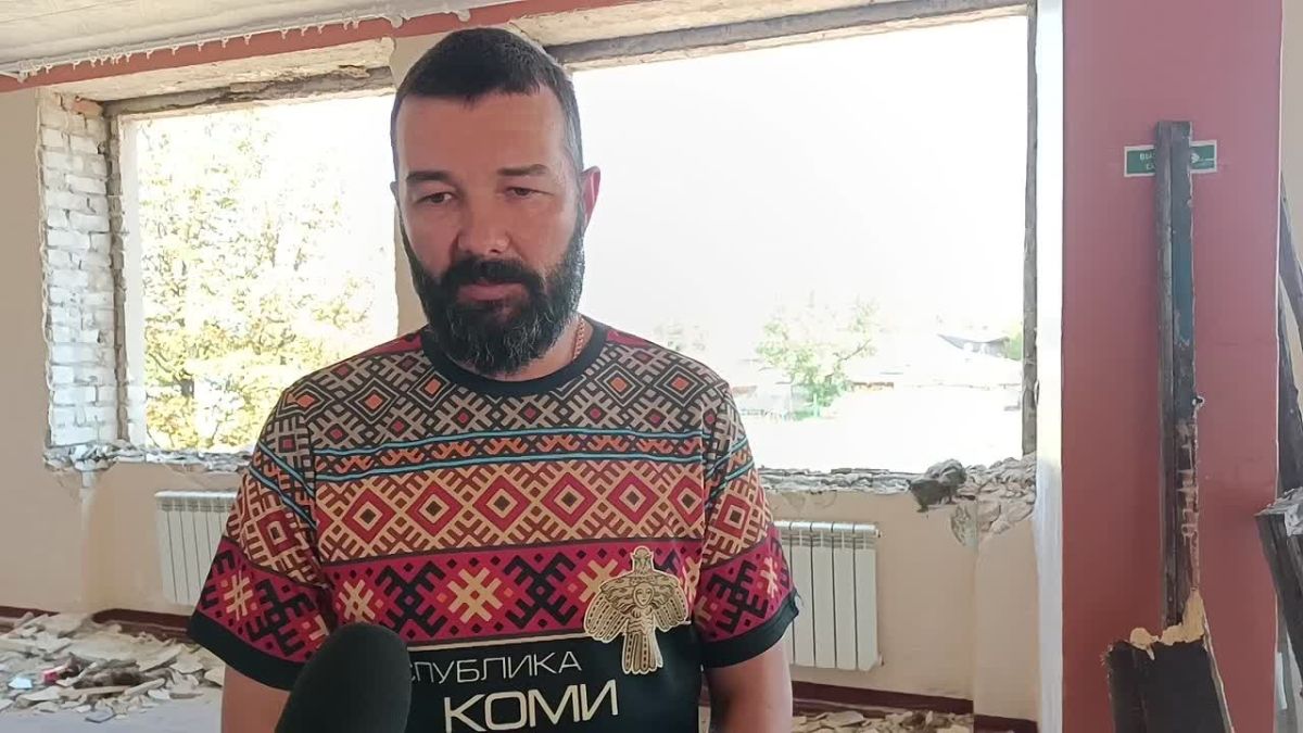 Андрей Рубанцов: Капитальный ремонт Ровеньковской общеобразовательной школы № 8 имени С.В.Полуянова: создаём достойные условия для наших детей Для нашего города это не просто строительный объект — это школа, в которой...