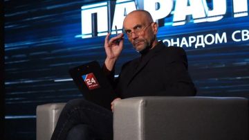 Сегодня свое 60-летие отмечает легенда Луганской журналистики, главный художественный руководитель ГТРК ЛНР Леонард Вячеславович Свидовсков!