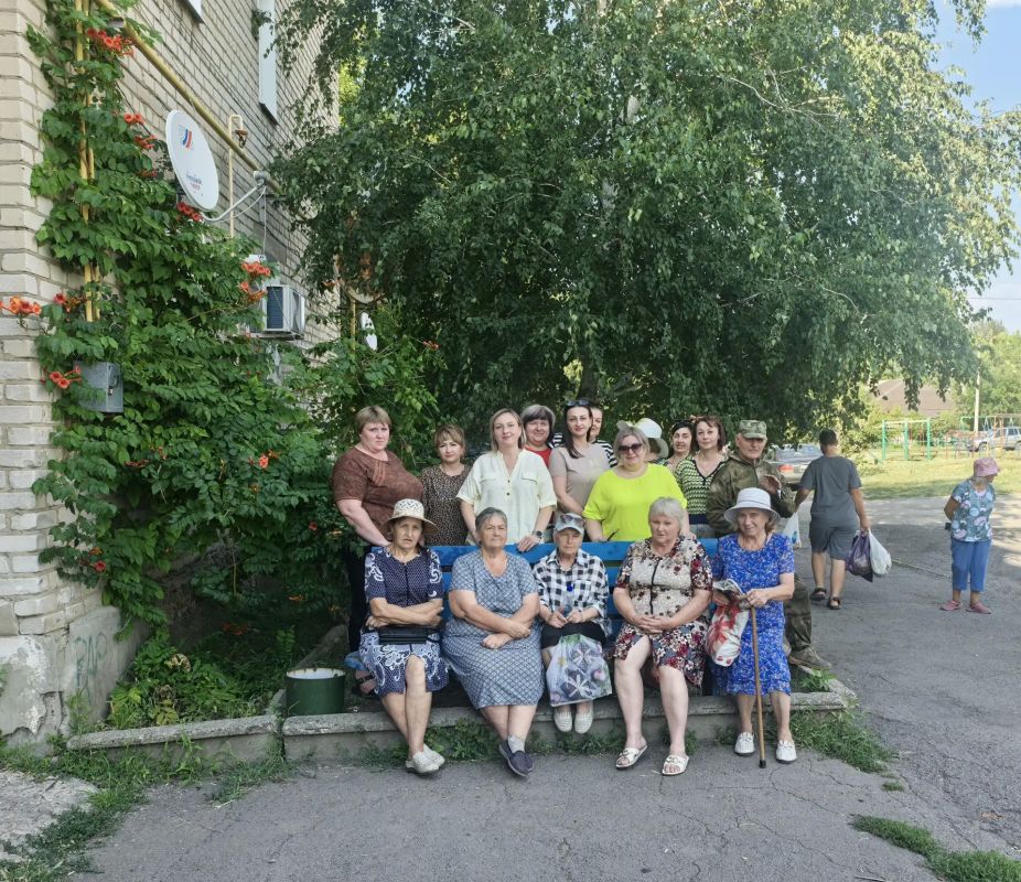 Продолжаем активную работу с населением на территории Краснодонского муниципального округа