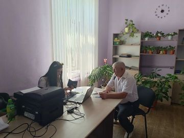 7 августа в селе Малоивановка был проведён выездной приём специалиста Перевальского отдела многофункционального центра предоставления государственных и муниципальных услуг