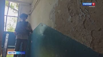 Кадры из луганской многоэтажки, пострадавшей в результате обстрела ВСУ