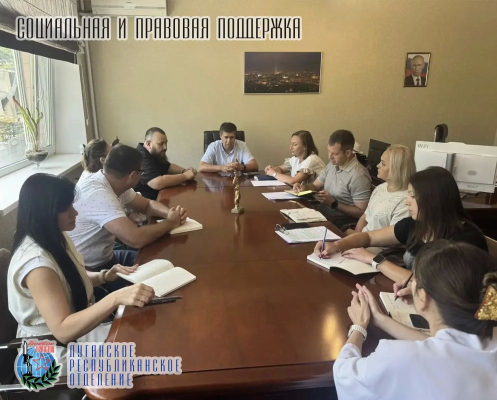 4 августа депутат Народного Совета ЛНР, председатель Социального комитета, представитель Луганского республиканского отделения Всероссийской общественной организации ветеранов «БОЕВОЕ БРАТСТВО» Иван Санаев провел рабочую...