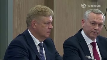 Нам надо так настроить работу, чтобы отечественный бизнес, предприятия выступали прямыми заказчиками прорывных научных решений и технологий, брали чёткие обязательства по созданию на их основе успешных, конкурентных продуктов