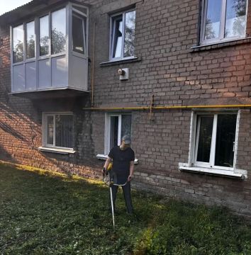 Аварийные бригады из Сарпинского и Малодербетовского районов Калмыкии завершили рабочую смену в Антрацитовском округе