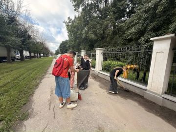 Молодые рязанцы помогают в благоустройстве города