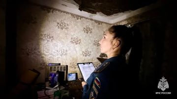 В Стаханове загорелся жилой дом
