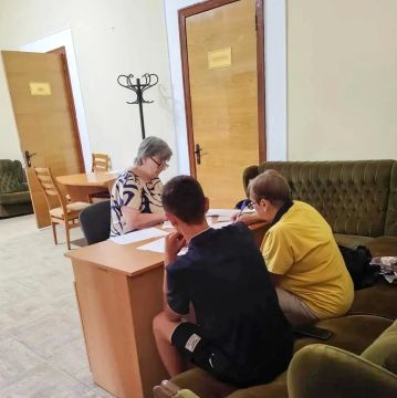 Специалисты отдела опеки и попечительства над несовершеннолетними Администрации Старобельского муниципального округа продолжают оказывать всестороннюю поддержку опекунам и попечителям