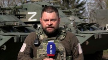 Евгений Поддубный: Украинский дрон прицельно ударил по 13-летнему мальчику в Кременной, ребенок погиб на месте, – сообщил глава ЛНР Леонид Пасечник