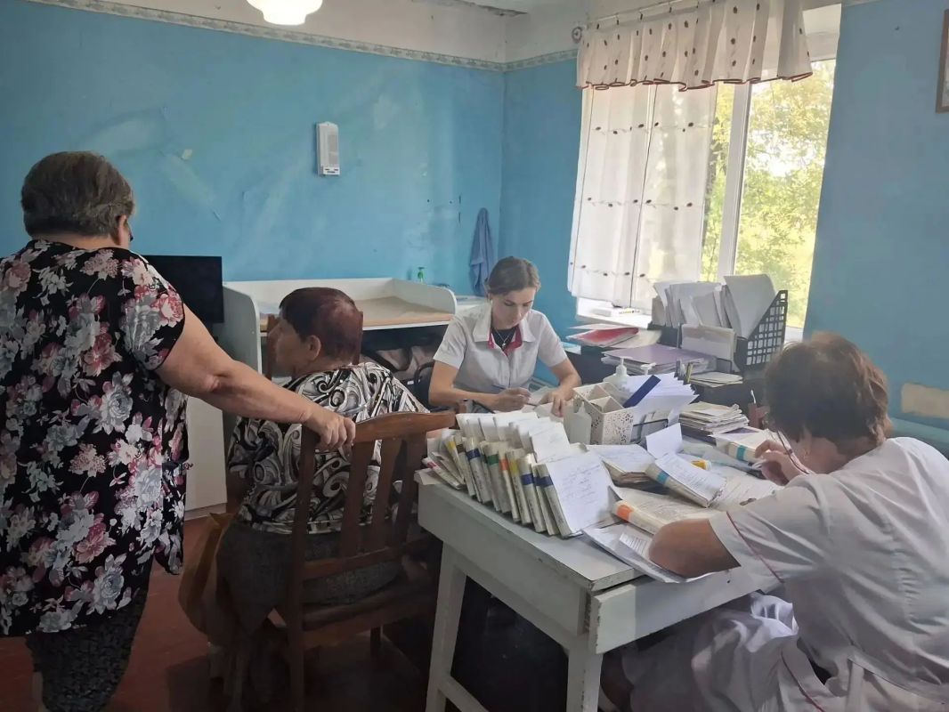 «Флюмам» пришёл на помощь: как в Крымском за один день проверили здоровье 25 человек