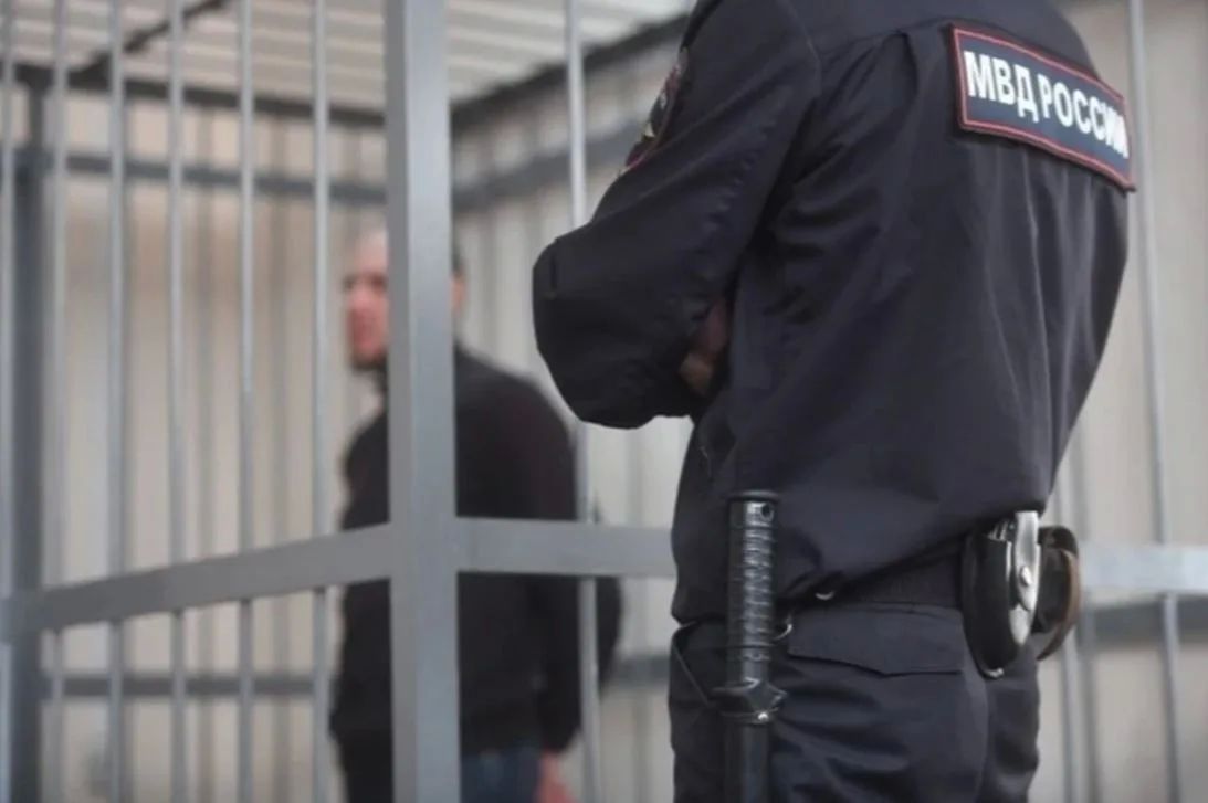 В Свердловске задержали двух безработных, обокравших квартиру