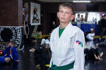 Юный луганчанин завоевал серебряную медаль на Чемпионате мира по джиу-джитсу
