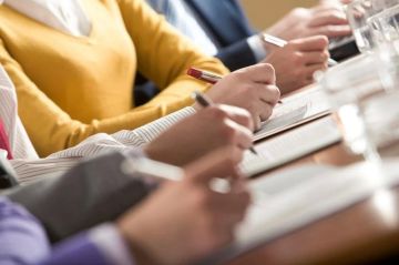 На заседании Комиссии № 1 по выявлению и определению места дальнейшего хранения бесхозяйных архивных документов на территории Луганской Народной Республики № 8 местом дальнейшего хранения документов Общества с ограниченной...