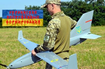В Ясиноватой при атаке на лечебное учреждение пострадали сотрудники бригады скорой помощи: женщины 1962 и 1986 г.р., водитель, мужчина 1962 г.р., работник больницы - женщина 2000 г.р