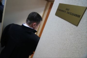 В ЛНР пенсионер получил штраф, ударив соседа триммером